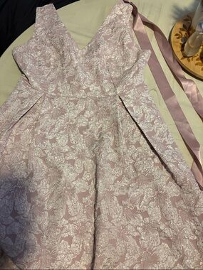 SHEIN Pink Floral Jacquard Dress